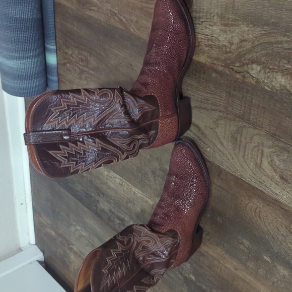 Lucchese Sz 10.5D shaved stingray boots - Picture 5 of 8